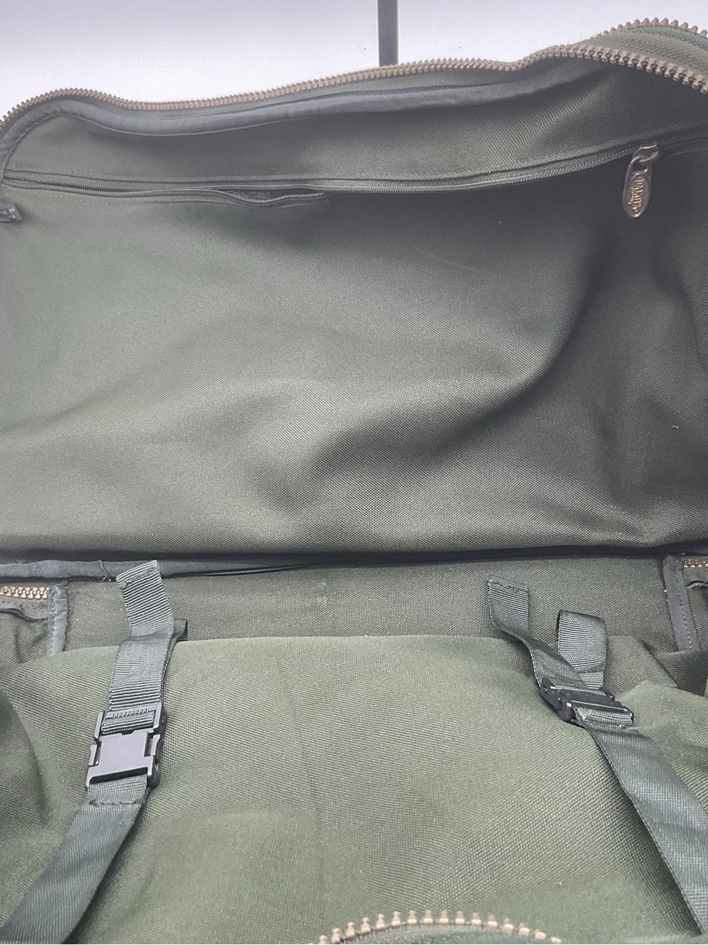 Tumi Dakota Green Canvas Duffel Suitcase with Brown Leather Trim - Picture 16 of 16
